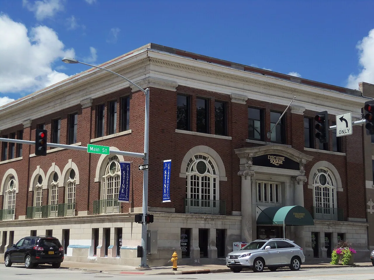 Hotel Roofing in Davenport, IA