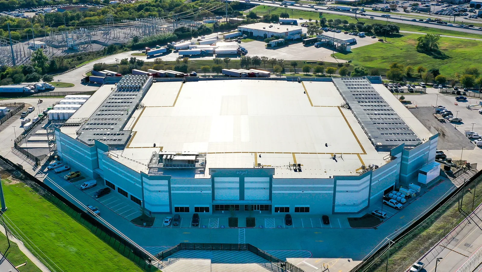Distribution Center Roofing in Davenport, IA